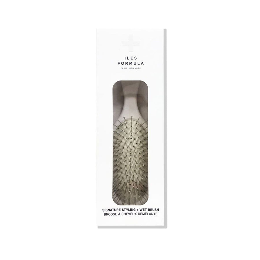 Iles Formula Signature Styling + Wet Brush