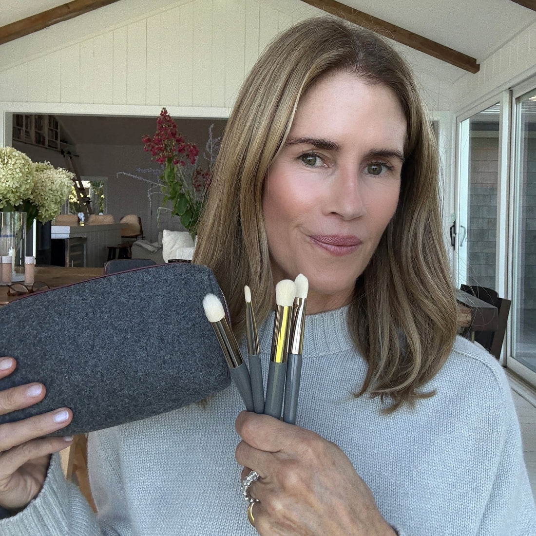 Westman Atelier The Refining Brush Edit