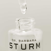 Dr. Barbara Sturm Darker skin Tones Hyaluronic Serum 30 ml - Koch Parfymeri